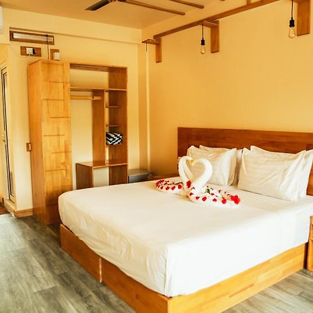 Relax Lodge Thoddoo Buitenkant foto