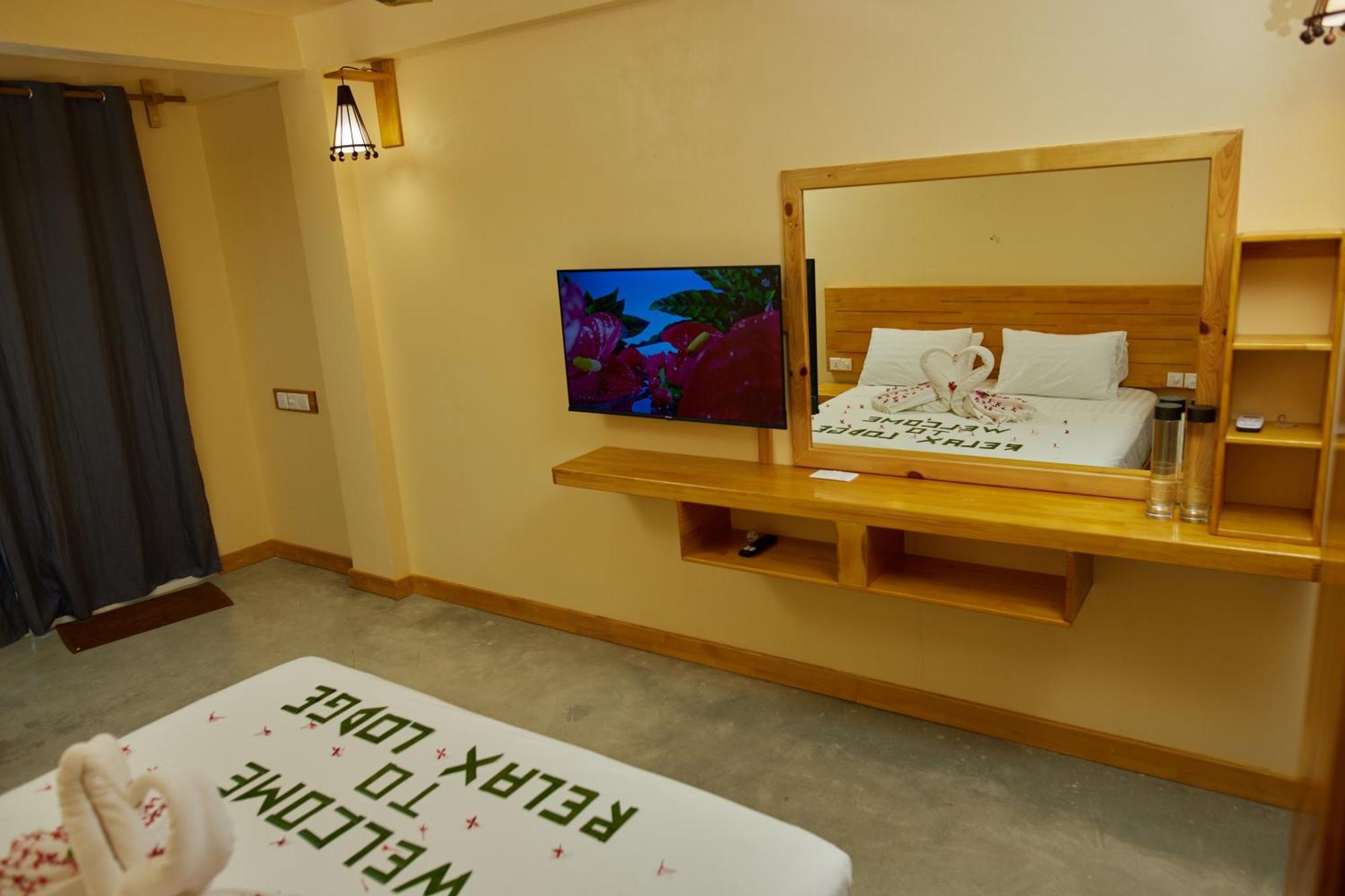 Relax Lodge Thoddoo Buitenkant foto
