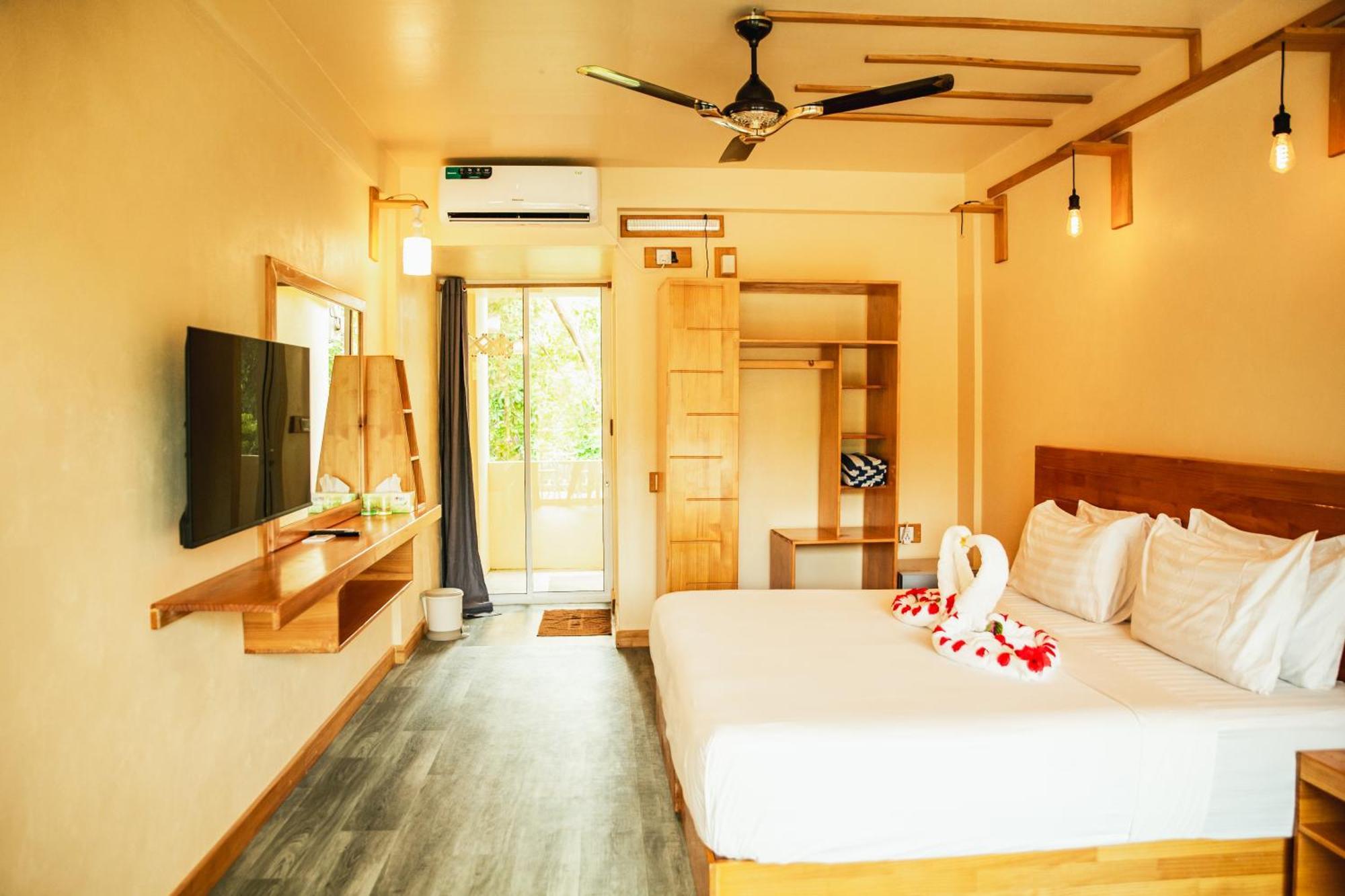 Relax Lodge Thoddoo Buitenkant foto